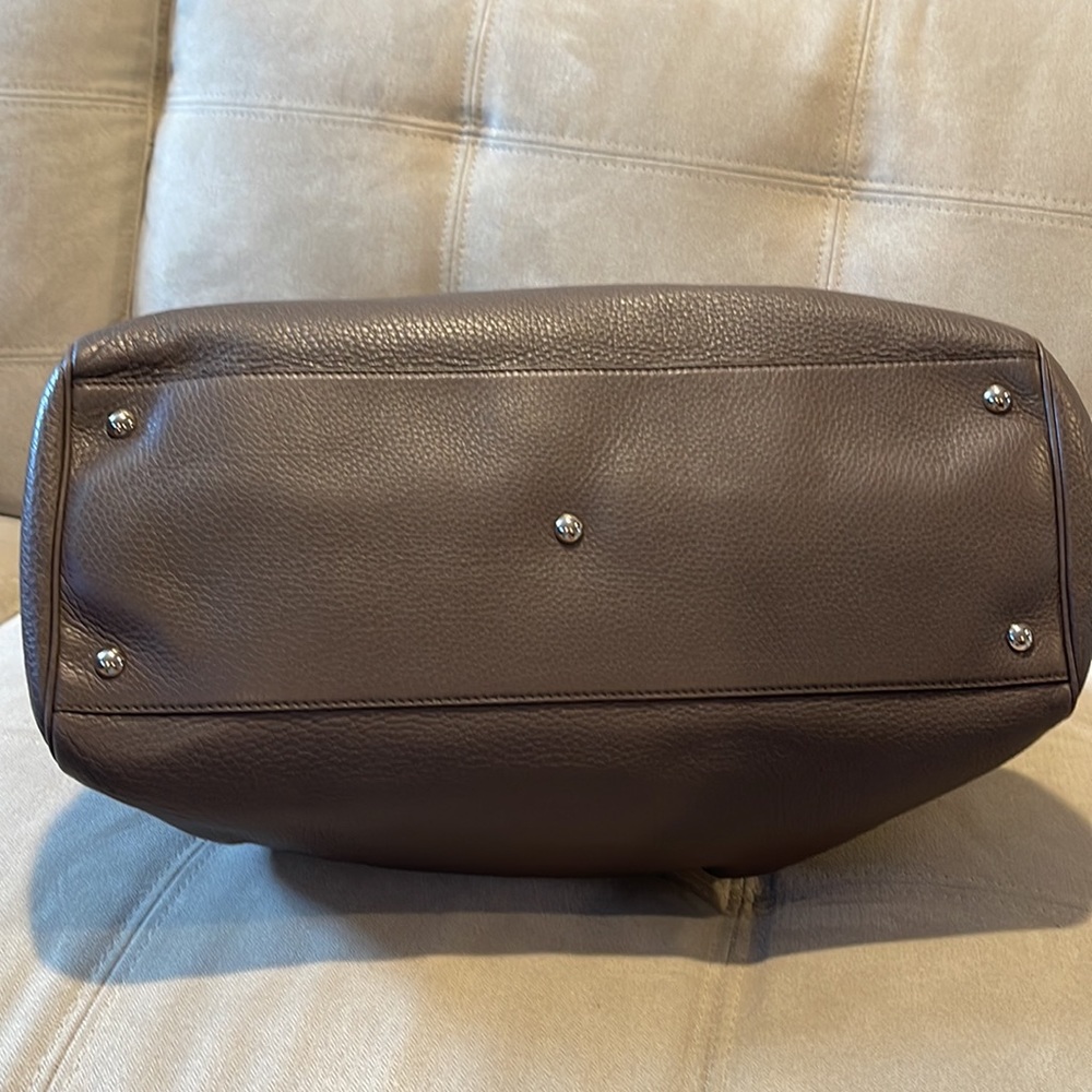 Gucci Large Bamboo Shopper Leather Tote Bag - Picture 13 of 17